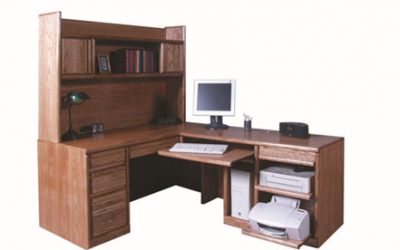 Bullnose Desk & Return & Hutch: 82 x 66